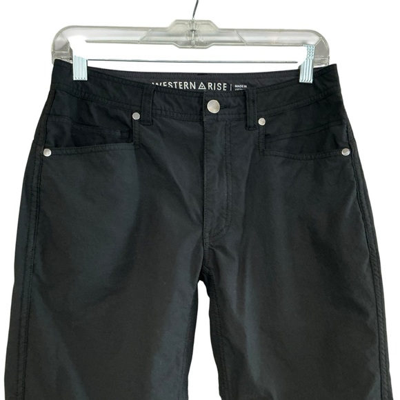 Western Rise AT Pant Men’s 28x30 Slim Black Travel Outdoors Stretch Performance - Picture 3 of 15